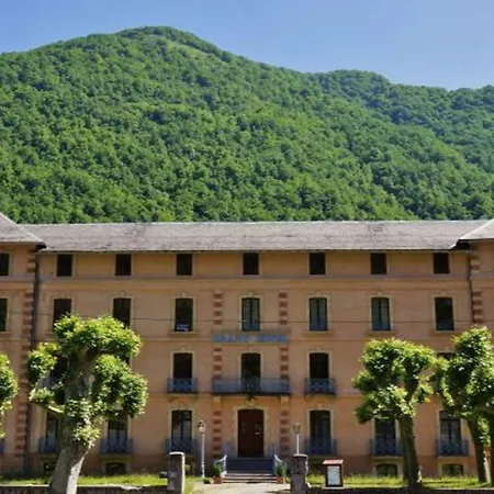 A La Montagne Apartment